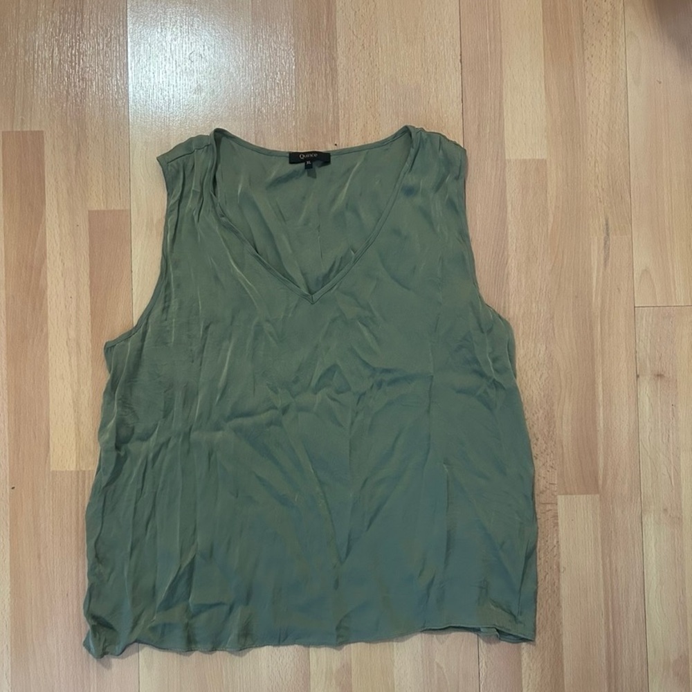 Quince Sleeveless V-Neck Tank Top in Olive